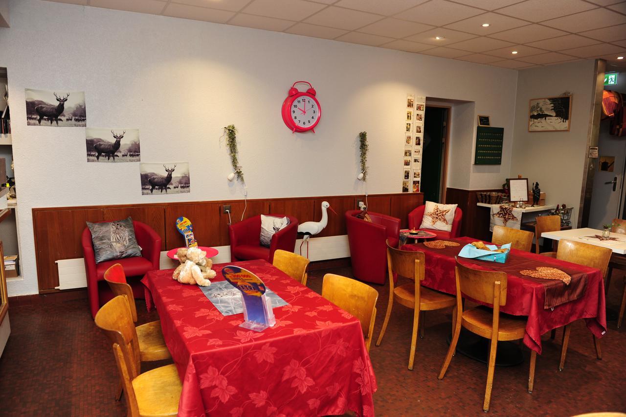 Hotel Restaurant Au Chasseur Orbe Kültér fotó